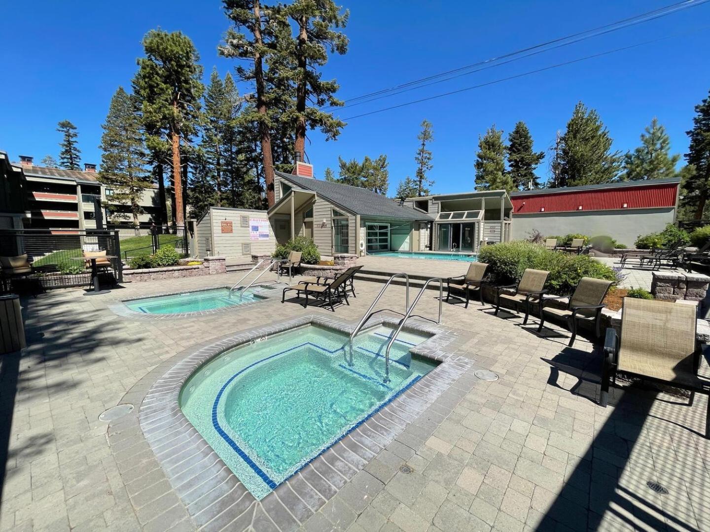 Remodeled 4 Bedroom Perfect For Families